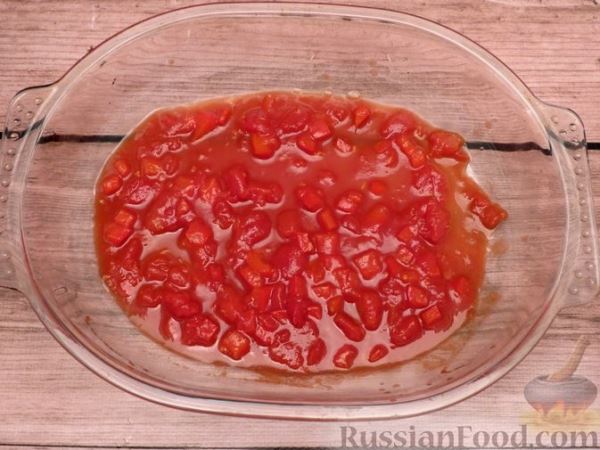Рулеты из лаваша с фаршем и томатным соусом (в духовке)