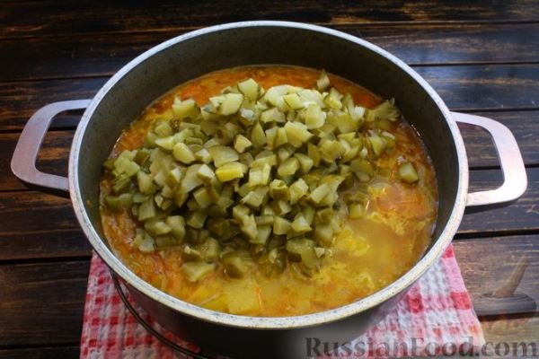 Крем-суп из маринованных огурцов