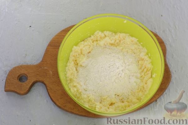 Творожные пирожки с капустой (на сковороде)